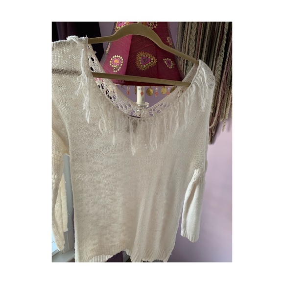 American Rag Sweater - Picture 2 of 2